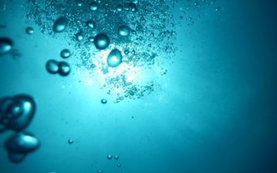 Purificare l’acqua con un pannello di alluminio: come sfruttare il sole per la potabilizzazione