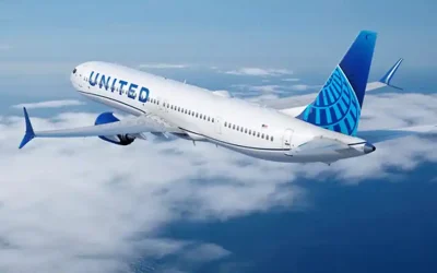 Decolla il primo aereo alimentato totalmente a SAF: il progetto della United Airlines